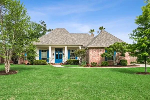 $675,000 | 221 Delta Drive, Mandeville, LA 70448