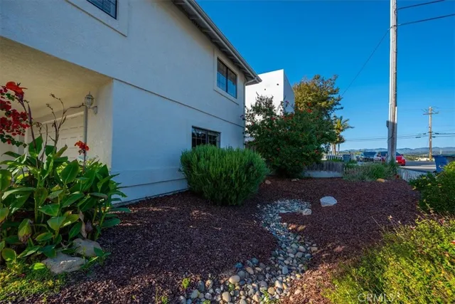 $874,900 | 573 North 16th Street, Grover Beach, CA 93433