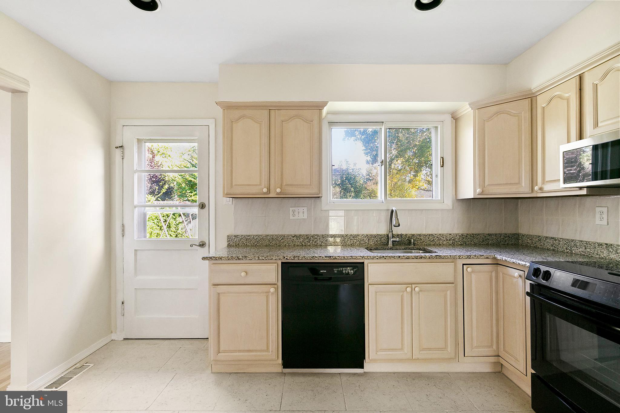23 Clemson Road Cherry Hill, NJ 08034 - Photo 6 of 17