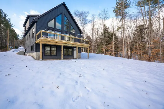 $775,000 | 39 Dumont Circle, Bethel, ME 04217