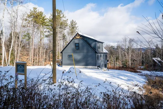 $775,000 | 39 Dumont Circle, Bethel, ME 04217