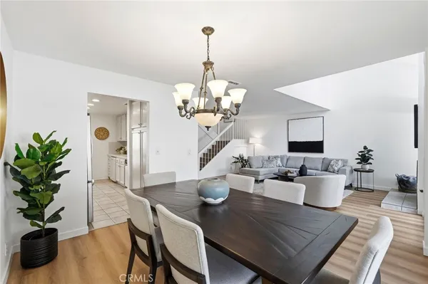 $650,000 | 18130 Andrea Circle North, Unit 4, Northridge, CA 91325