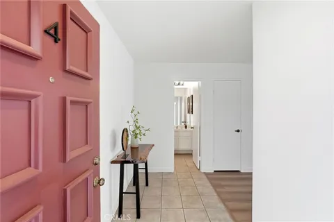 $650,000 | 18130 Andrea Circle North, Unit 4, Northridge, CA 91325