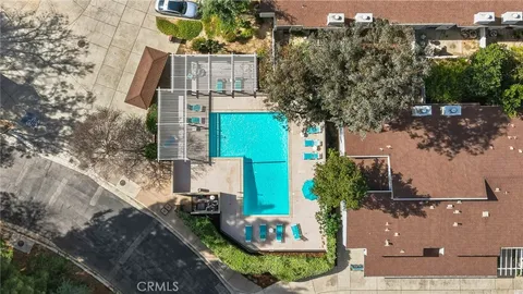 $650,000 | 18130 Andrea Circle North, Unit 4, Northridge, CA 91325