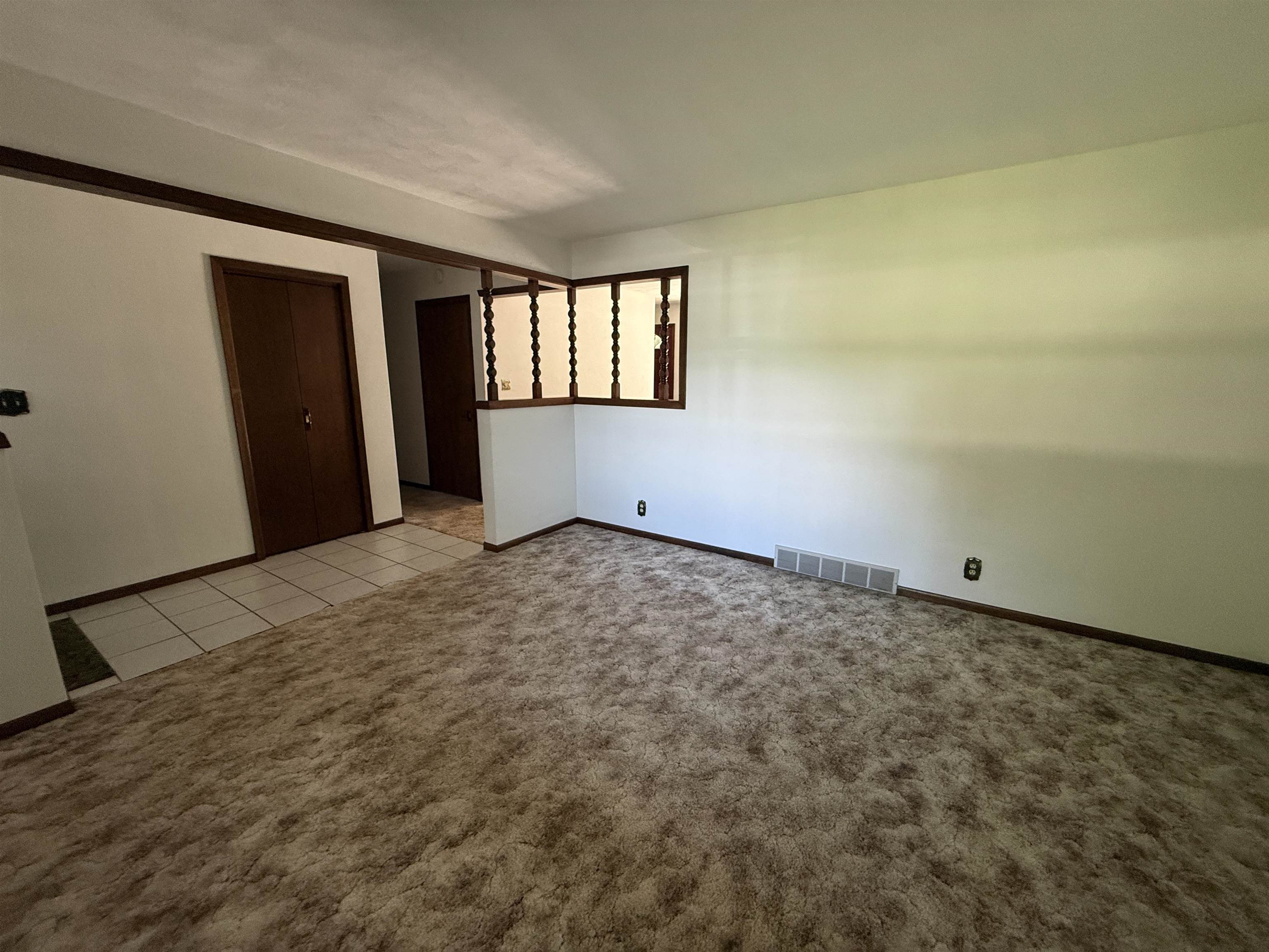 4975 Blackhawk Road Rockford, IL 61109 - Photo 13 of 26