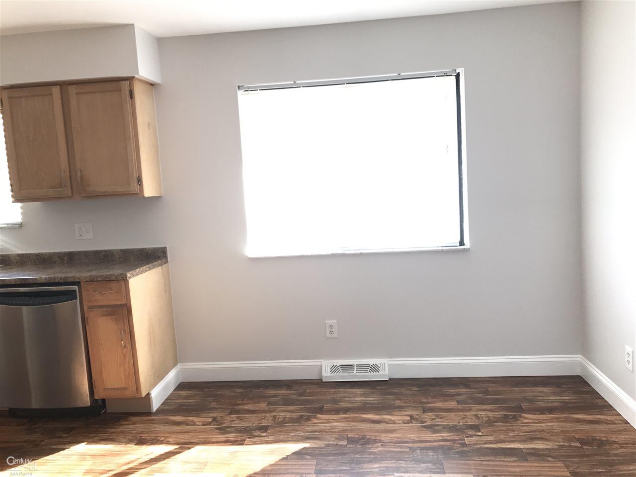 39603 Ryan Road Sterling Heights, MI 48310 - Photo 7 of 21