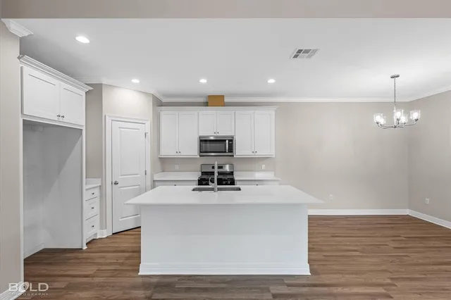 $259,900 | 5862 Northwood Oaks Drive, Shreveport, LA 71107