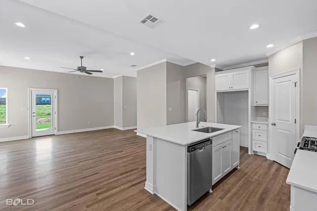 $259,900 | 5862 Northwood Oaks Drive, Shreveport, LA 71107