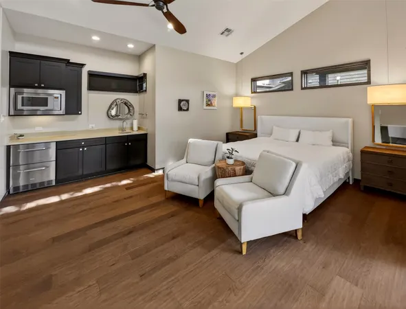 $1,600 | 2113 Barbaro Way, Unit 17, Spicewood, TX 78669