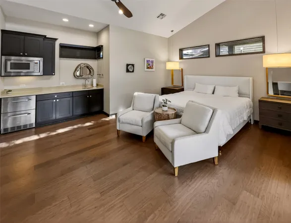 $1,600 | 2113 Barbaro Way, Unit 17, Spicewood, TX 78669