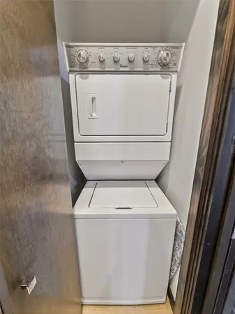 $1,600 | 2113 Barbaro Way, Unit 17, Spicewood, TX 78669