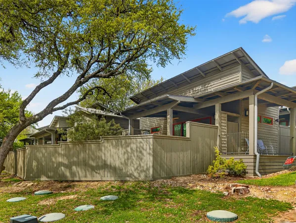 $1,600 | 2113 Barbaro Way, Unit 17, Spicewood, TX 78669
