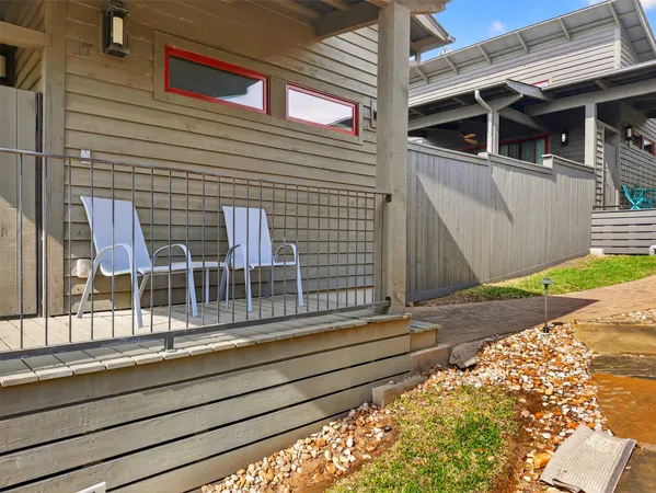 $1,600 | 2113 Barbaro Way, Unit 17, Spicewood, TX 78669
