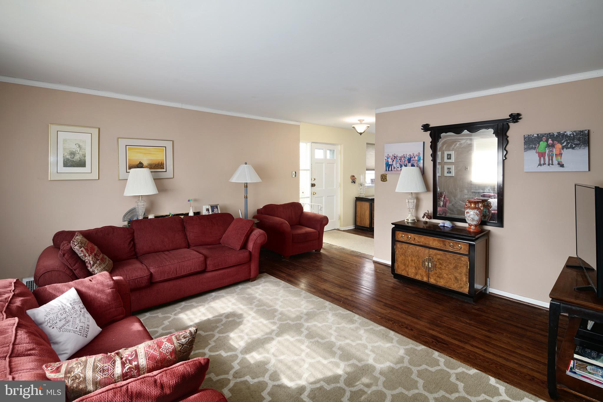 11228 Lockart Road Philadelphia, PA 19116 - Photo 15 of 31 Gallery Image 15