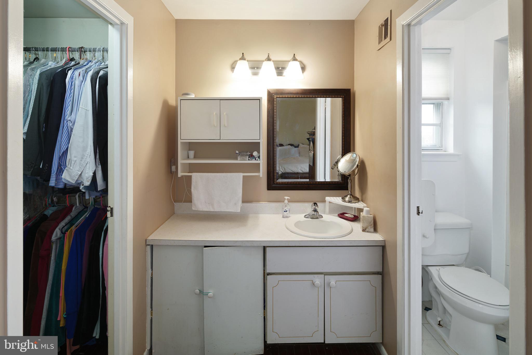 11228 Lockart Road Philadelphia, PA 19116 - Photo 18 of 31 Gallery Image 18