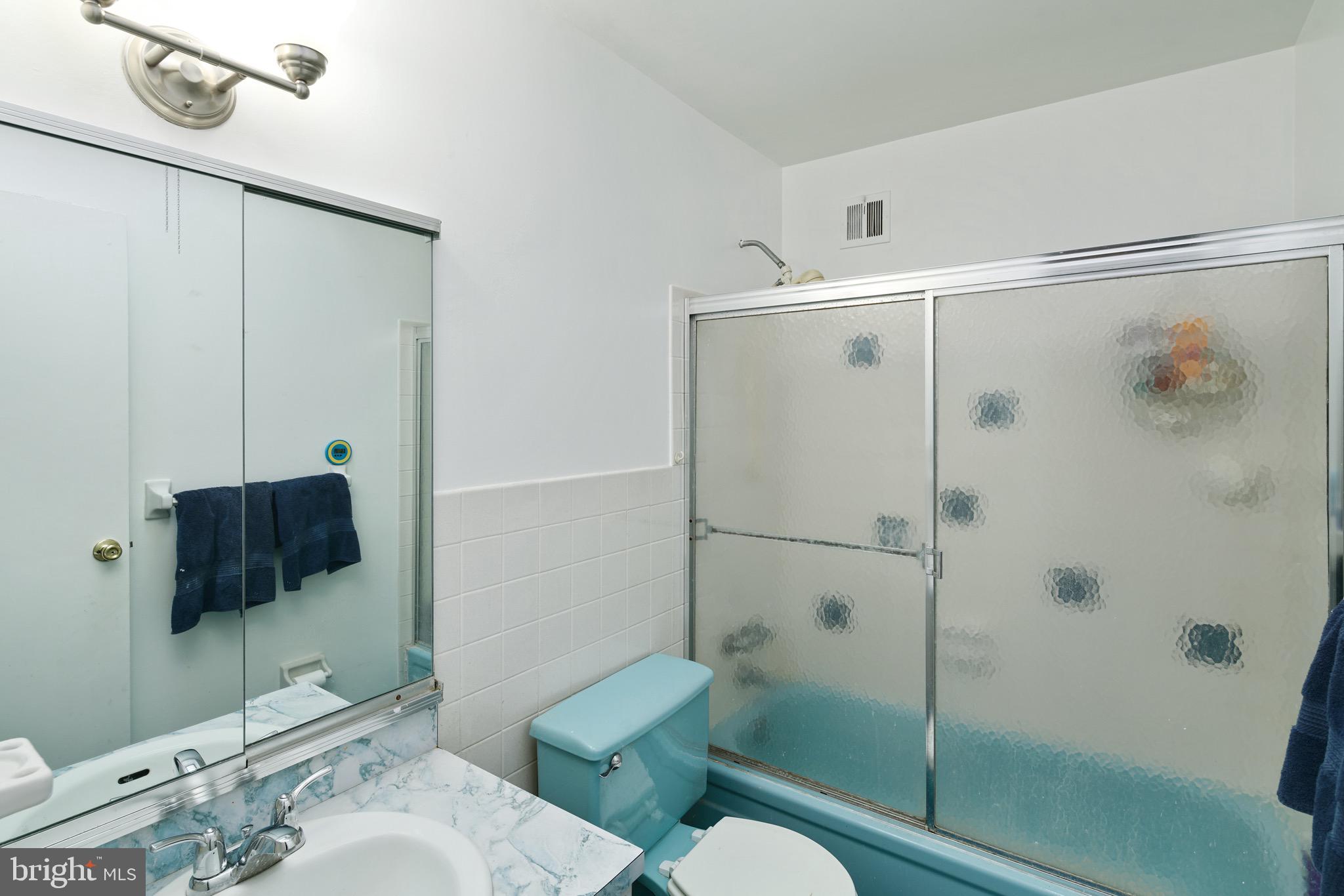 11228 Lockart Road Philadelphia, PA 19116 - Photo 20 of 31 Gallery Image 20