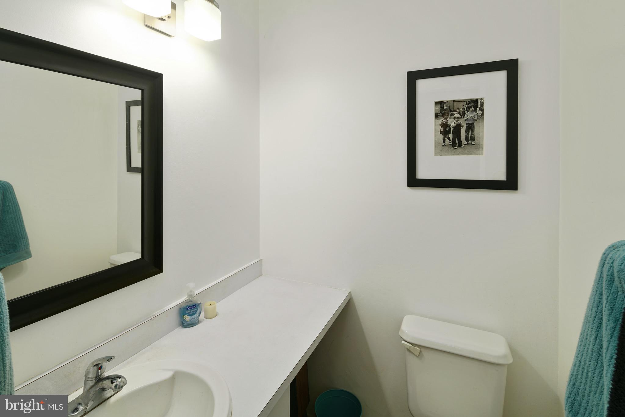 11228 Lockart Road Philadelphia, PA 19116 - Photo 24 of 31 Gallery Image 24