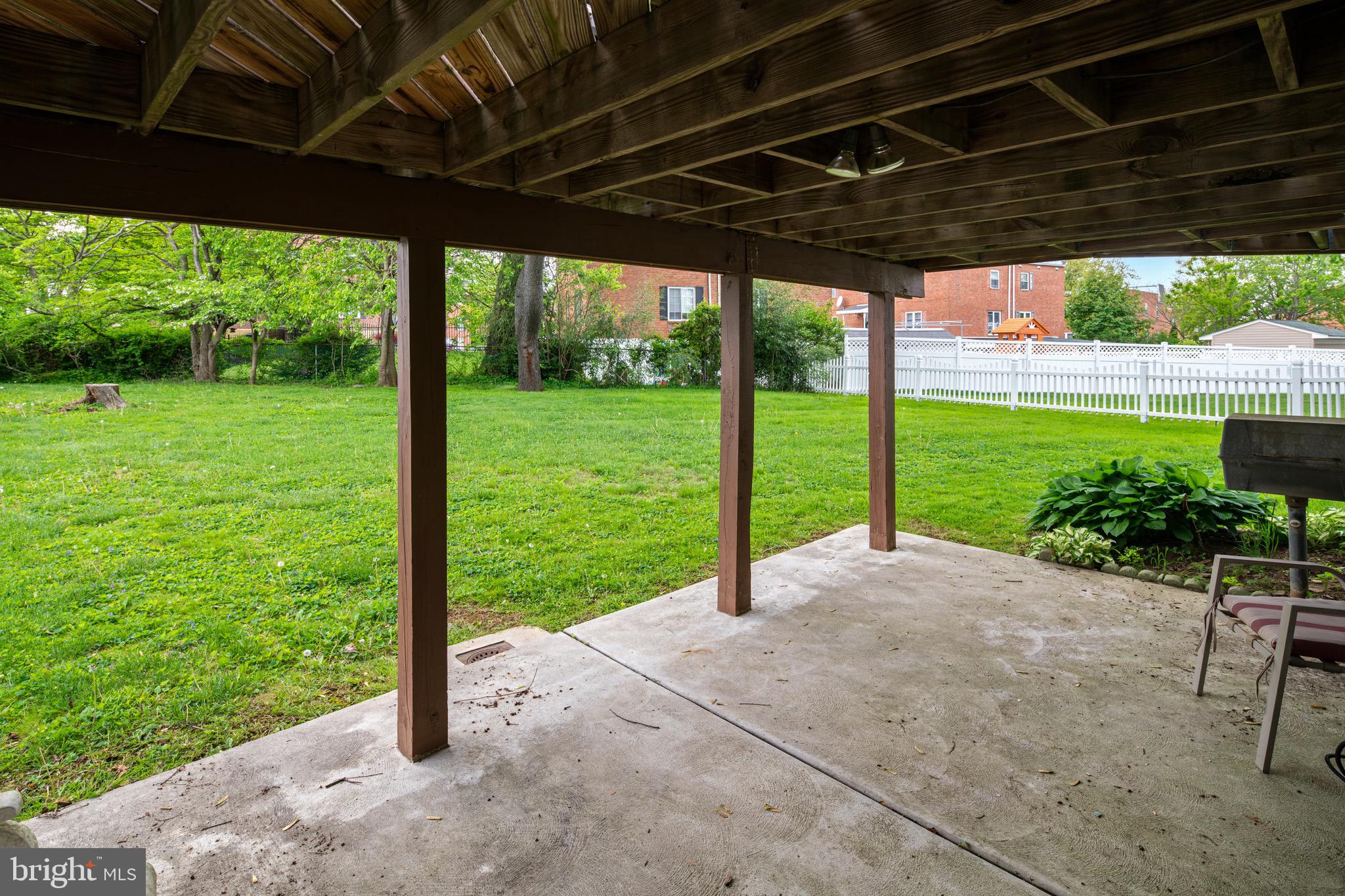 11228 Lockart Road Philadelphia, PA 19116 - Photo 29 of 31 Gallery Image 29