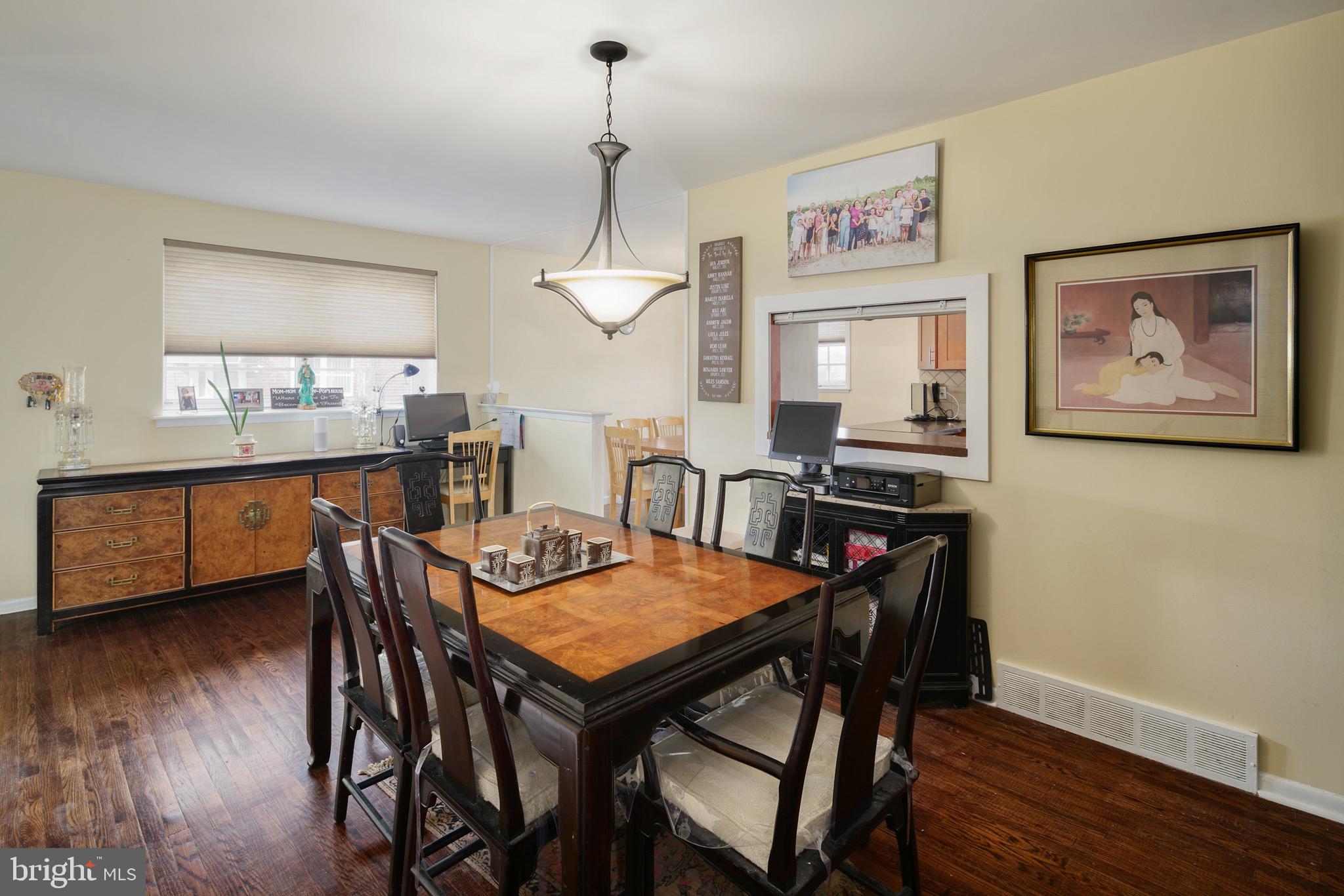 11228 Lockart Road Philadelphia, PA 19116 - Photo 5 of 31 Gallery Image 5