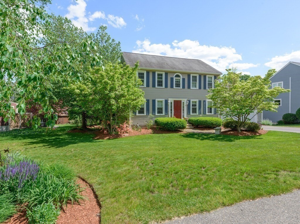 55 Ireta Road Shrewsbury, MA 01545 - Photo 1 of 40 Gallery Image 1