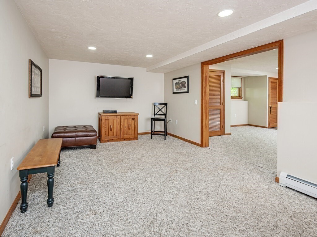 55 Ireta Road Shrewsbury, MA 01545 - Photo 34 of 40 Gallery Image 34