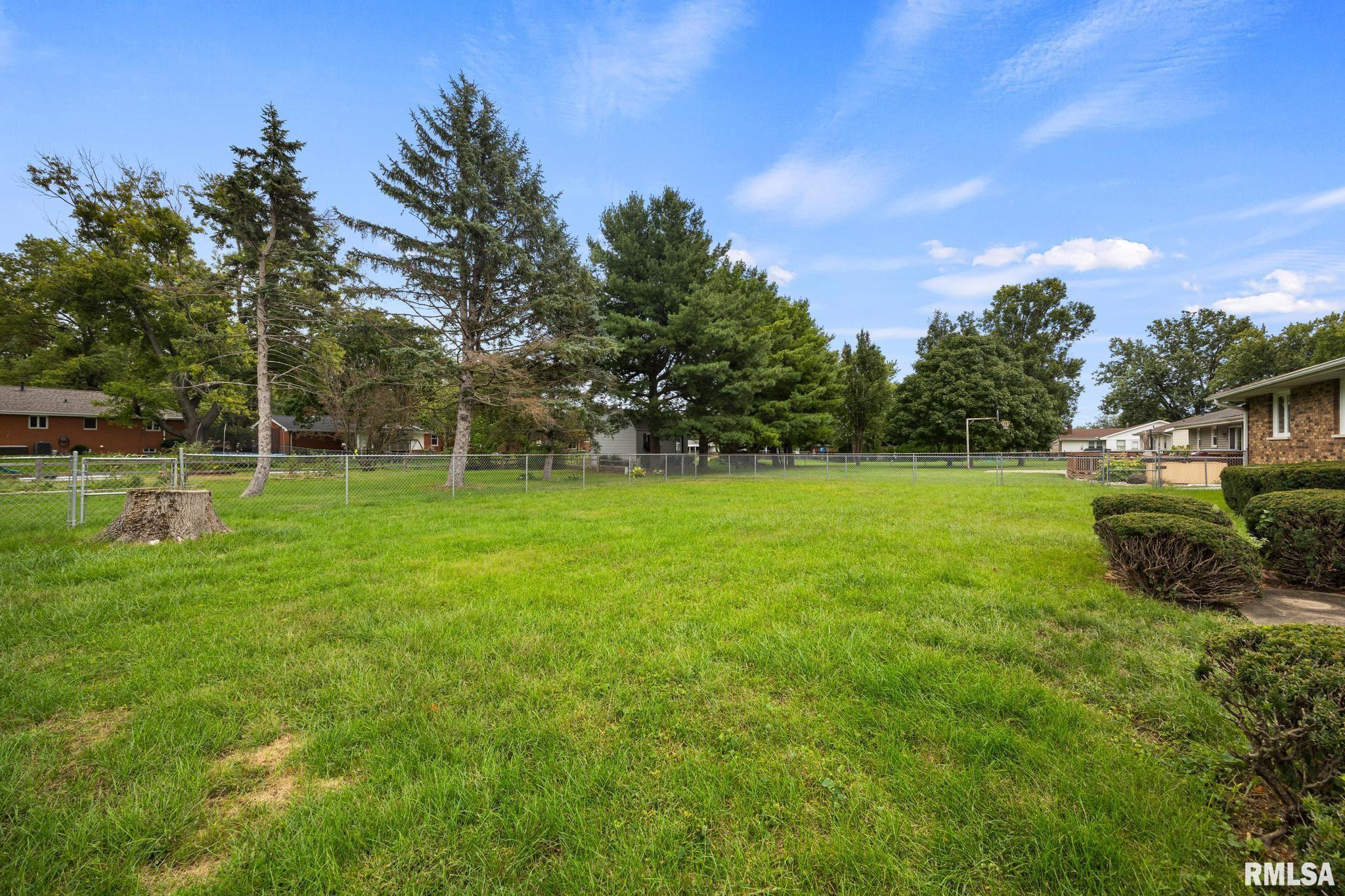 1140 Brentwood Road Morton, IL 61550 - Photo 37 of 51 Gallery Image 37