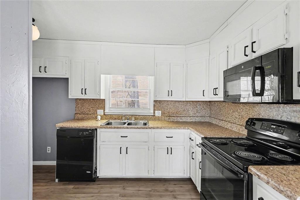 215 Lakeview Drive Temple, GA 30179 - Photo 12 of 30