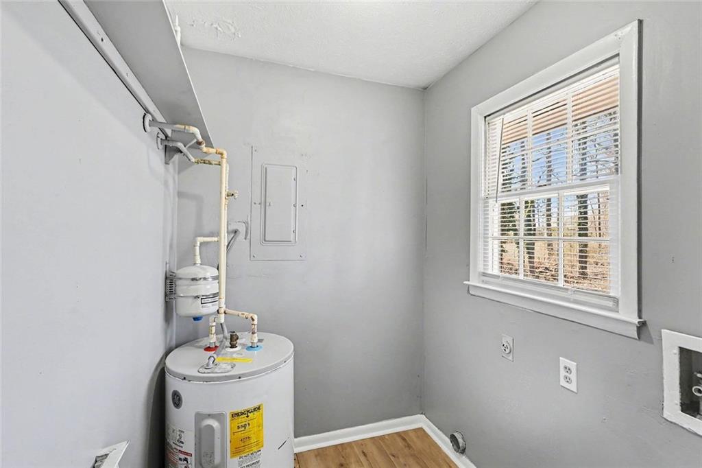 215 Lakeview Drive Temple, GA 30179 - Photo 15 of 30