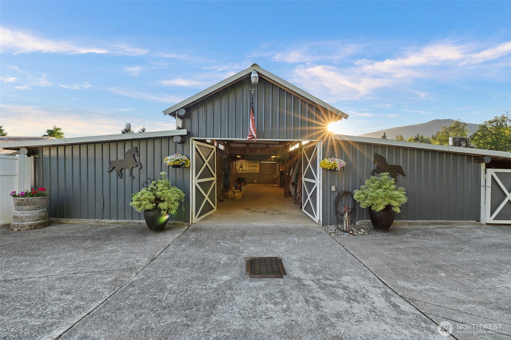32993 Hamilton Cemetery Road Sedro-Woolley, WA 98284 - Photo 6 of 40
