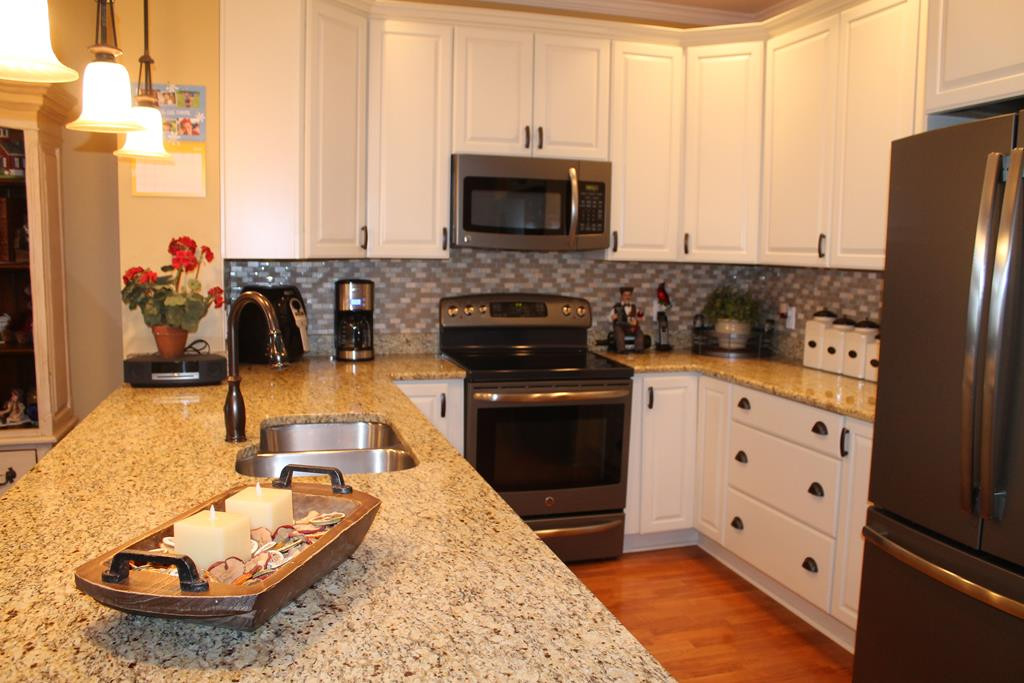 62 Club Road, Unit 101 Plattsburgh, NY 12903 - Photo 3 of 25 Gallery Image 3