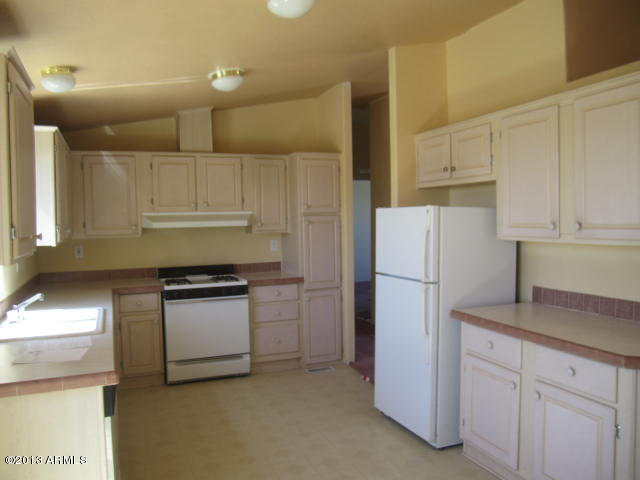 655 Sharon Road Chino Valley, AZ 86323 - Photo 11 of 25 023-269373-kitchen 1
