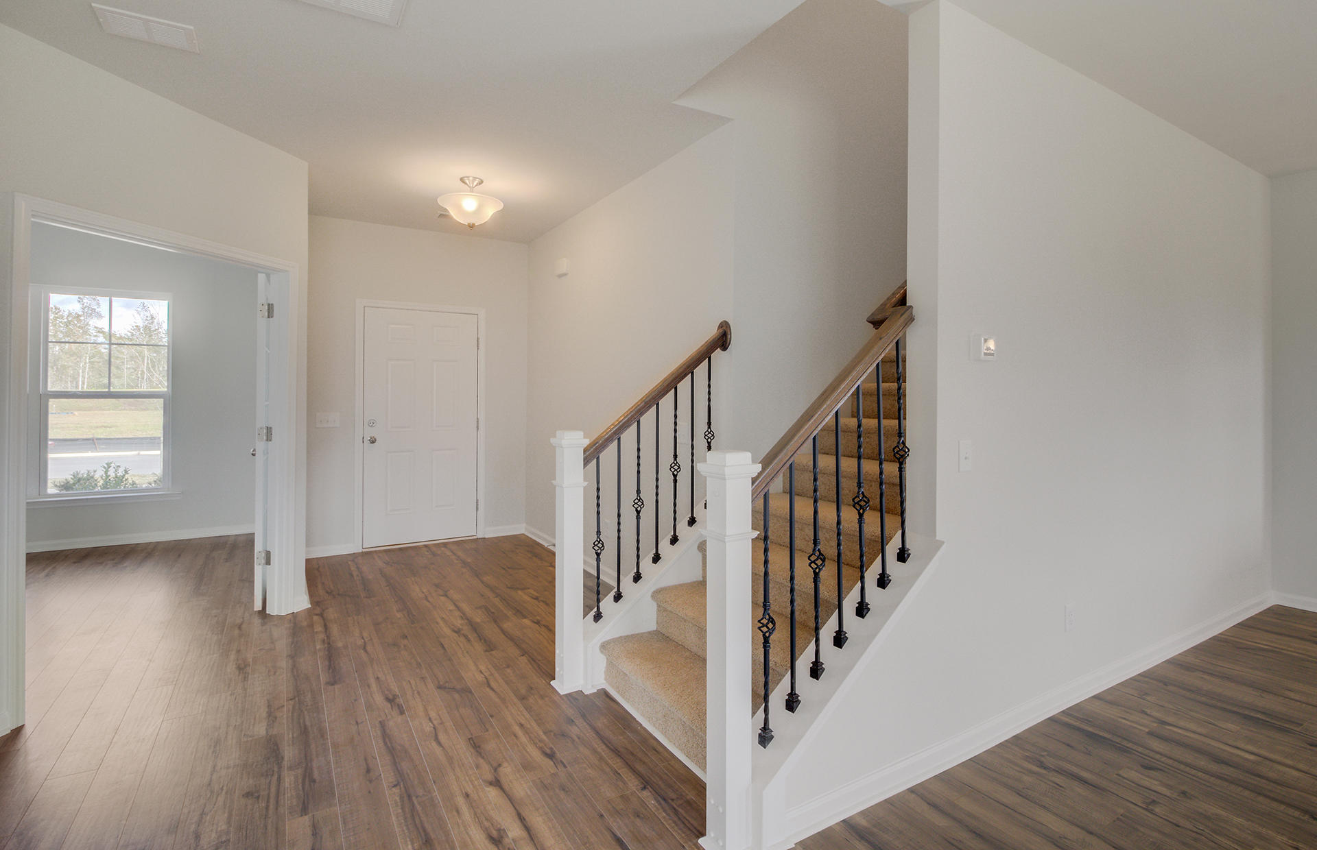 163 Hayworth Road Summerville, SC 29486 - Photo 22 of 39 Stairs
