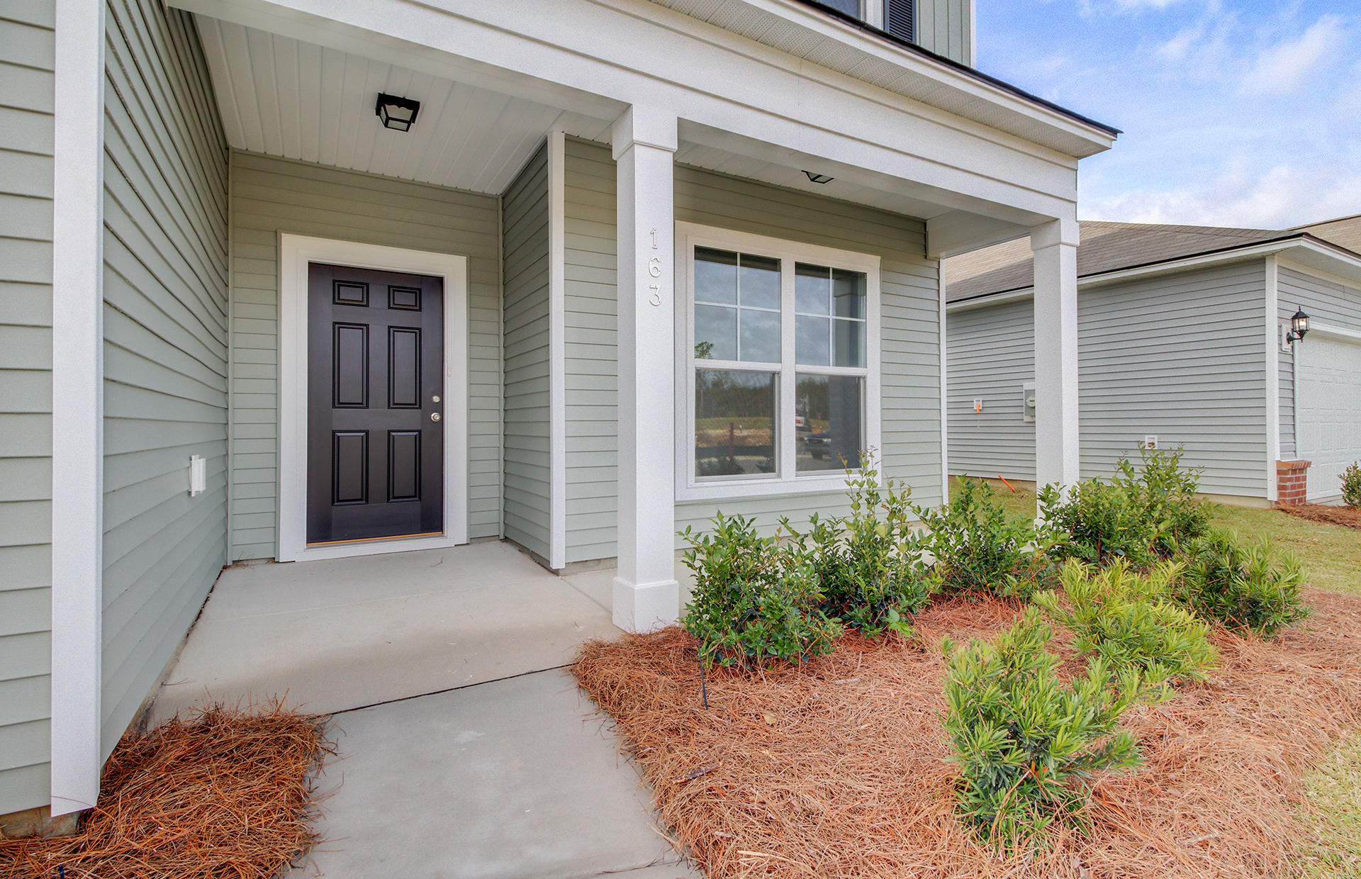 163 Hayworth Road Summerville, SC 29486 - Photo 5 of 39 Entry