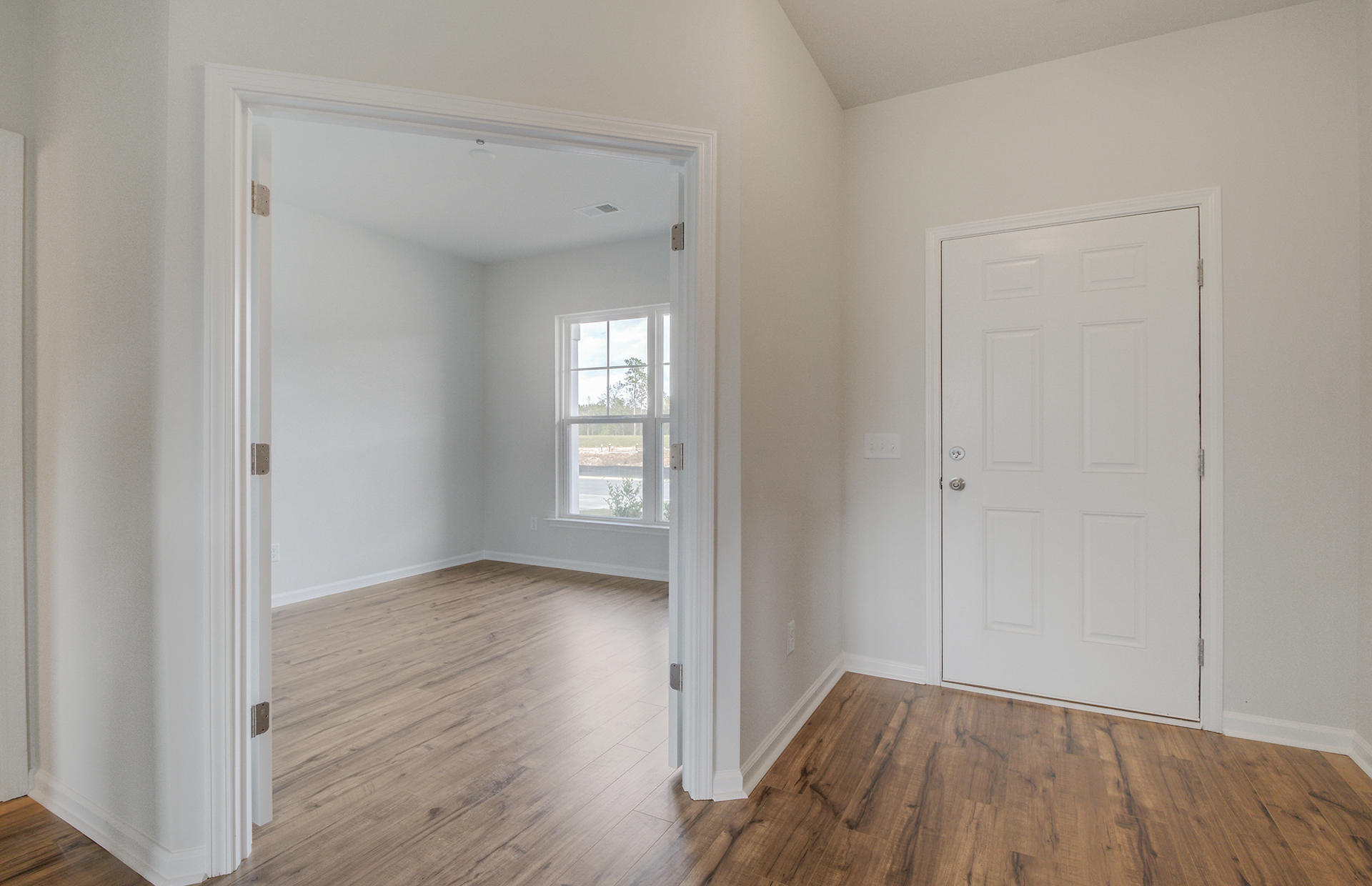 163 Hayworth Road Summerville, SC 29486 - Photo 10 of 39 Front entry and study