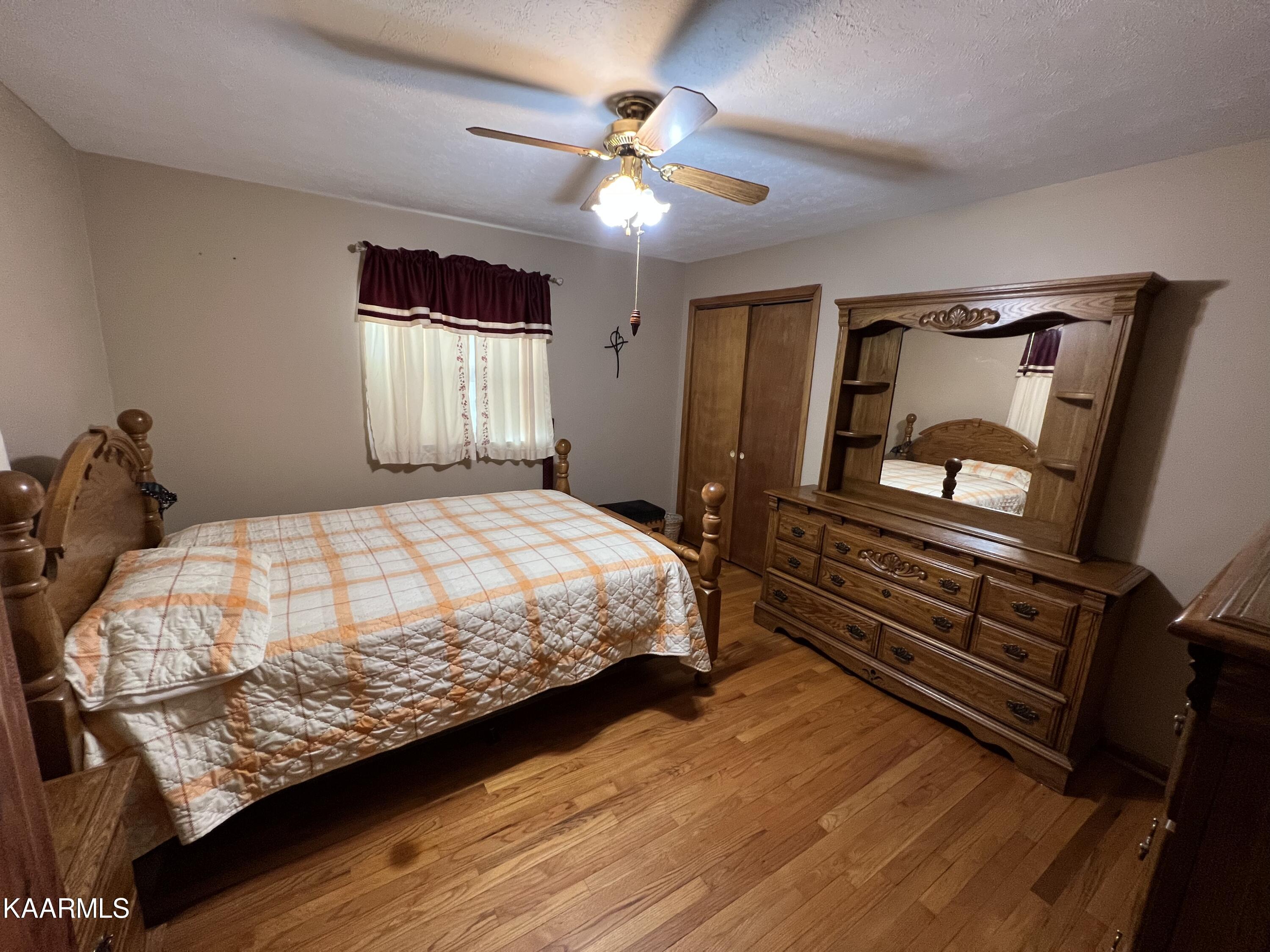 8000 Ewing Road Powell, TN 37849 - Photo 14 of 19 Bedroom number two