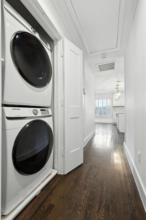 6116 St Moritz Avenue Dallas, TX 75214 - Photo 6 of 40 a view of a washer and dryer in a utility room