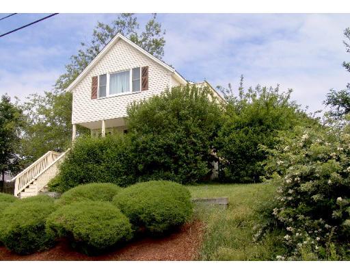 9 Hillside Road Hull, MA 02045 - Photo 11 of 12 Gallery Image 11