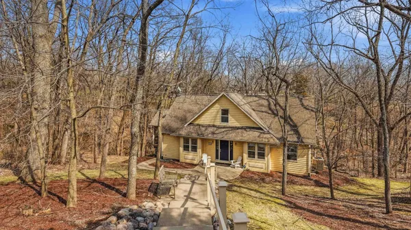 $424,900 | 42 Shorewood Drive, Galena, IL 61036