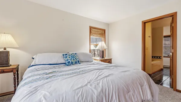 $424,900 | 42 Shorewood Drive, Galena, IL 61036