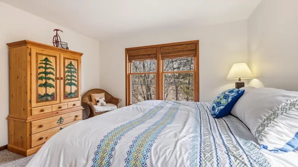 $424,900 | 42 Shorewood Drive, Galena, IL 61036