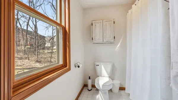 $424,900 | 42 Shorewood Drive, Galena, IL 61036