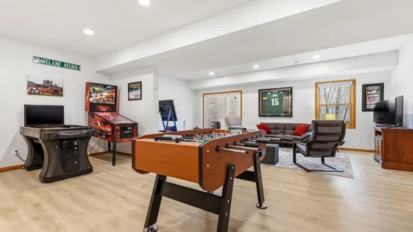 $424,900 | 42 Shorewood Drive, Galena, IL 61036