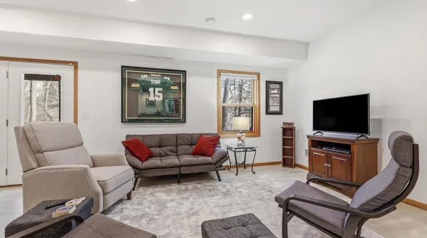 $424,900 | 42 Shorewood Drive, Galena, IL 61036