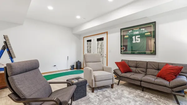 $424,900 | 42 Shorewood Drive, Galena, IL 61036