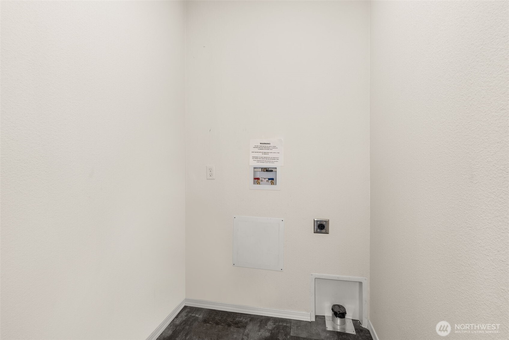 1257 Southwest Elzina Street Chehalis, WA 98532 - Photo 22 of 28 a view of small space