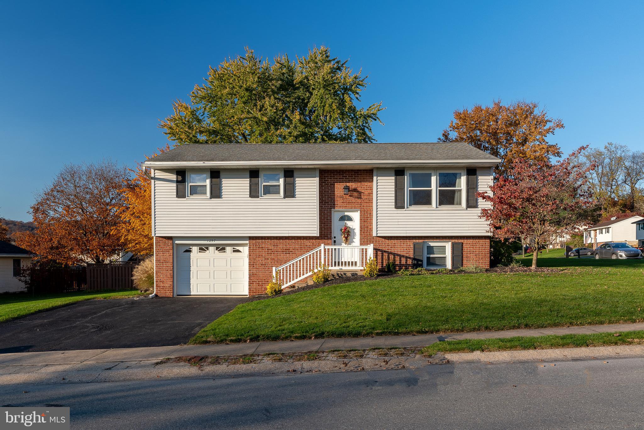 1297 Ridge Avenue Columbia, PA 17512 - Photo 1 of 33 1297 Ridge Ave Front