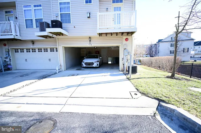 $3,400 | 9310 Paragon Way, Unit 42, Owings Mills, MD 21117