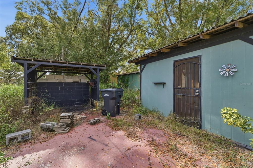 2220 Ellie Road, Unit A Auburndale, FL 33823 - Photo 29 of 41 a view of outdoor space and yard