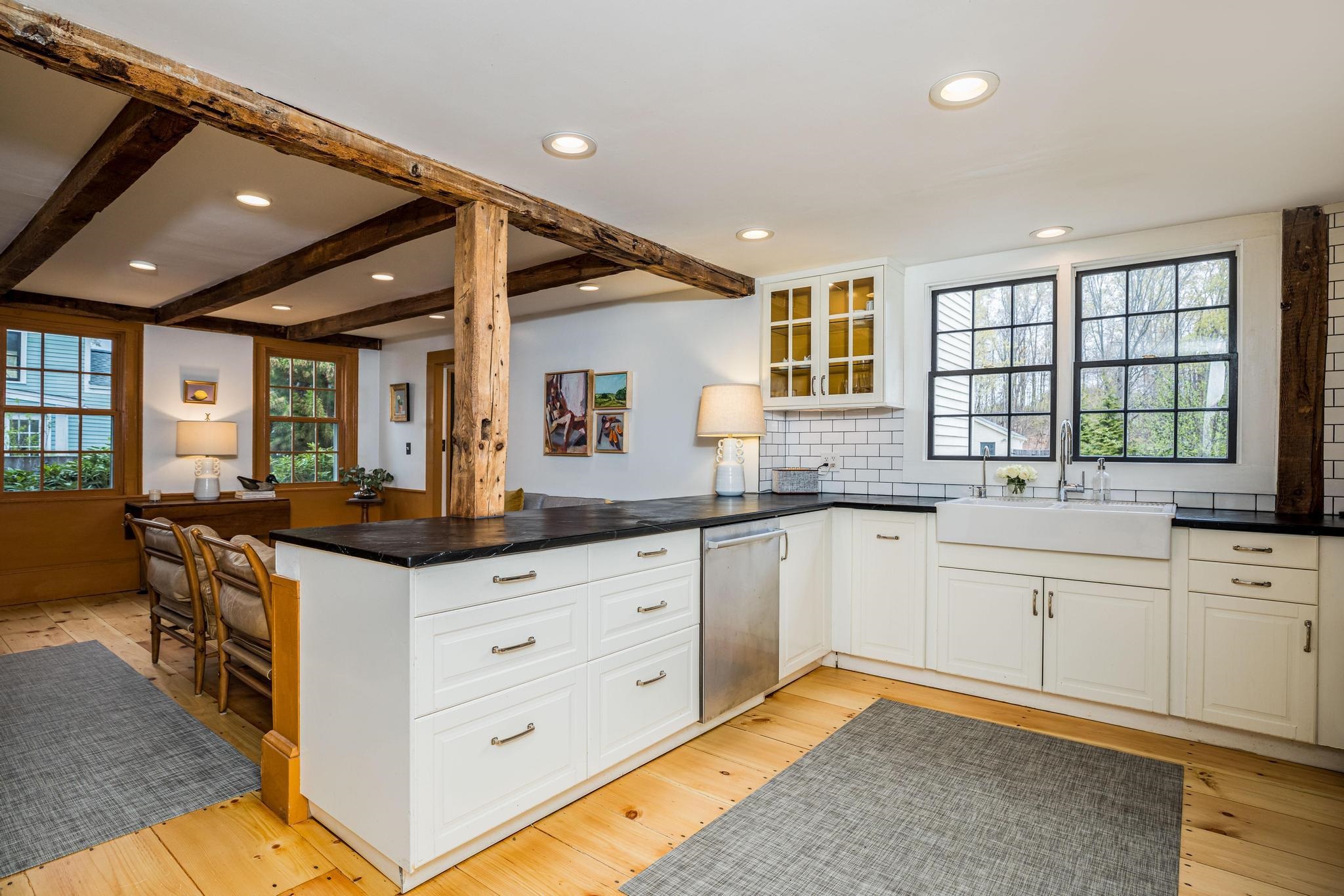 90 High Street Exeter, NH 03833 - Photo 5 of 38