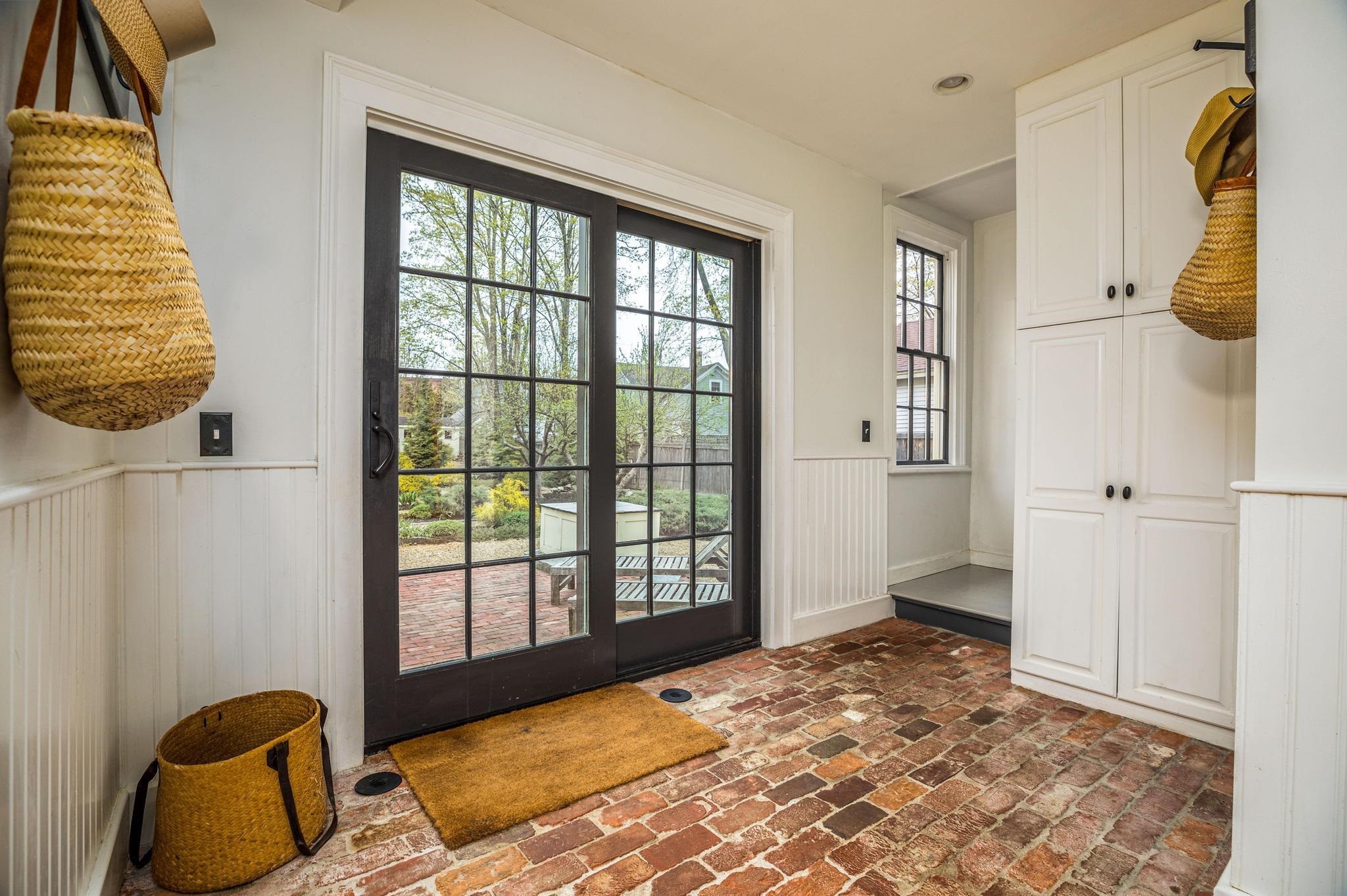 90 High Street Exeter, NH 03833 - Photo 7 of 38